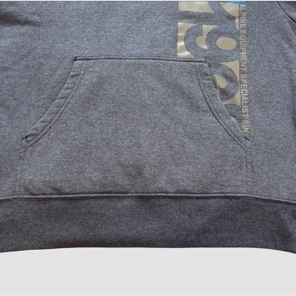 The North Face Men's Medium Blue Hoodie‎ Sweatshirt Kangaroo Pocket
